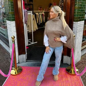 Taupe poncho